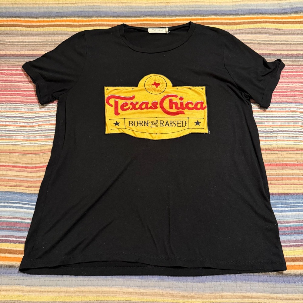 Wanderer Southern Grace Texas Chica Born and Raised Graphic Tee Black Large